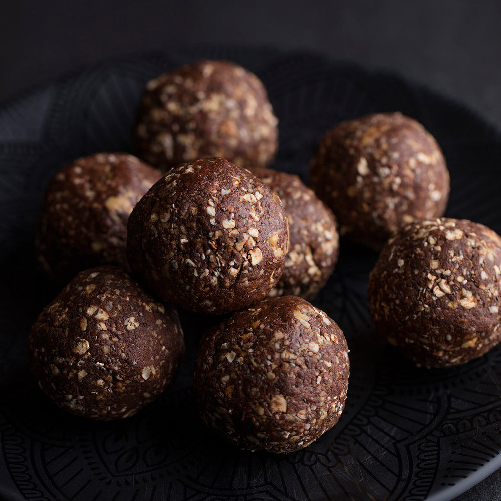 Bone broth chocolate peanut protein balls